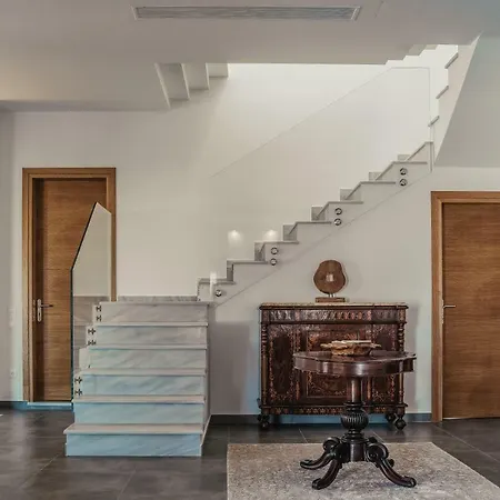 Villa Kaminos Private